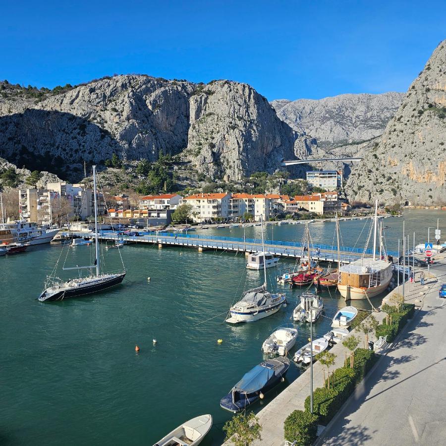 Apartman River Breeze Omis Bagian luar foto