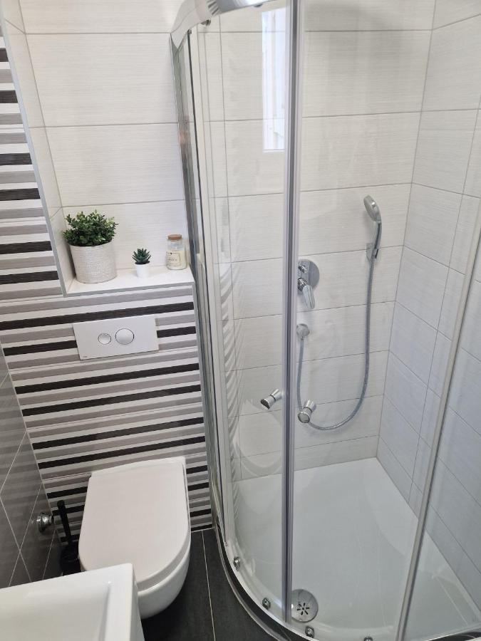Apartman River Breeze Omis Bagian luar foto