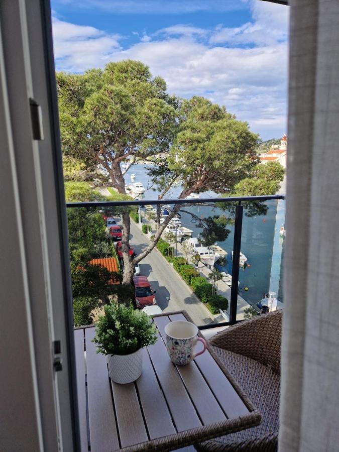 Apartman River Breeze Omis Bagian luar foto
