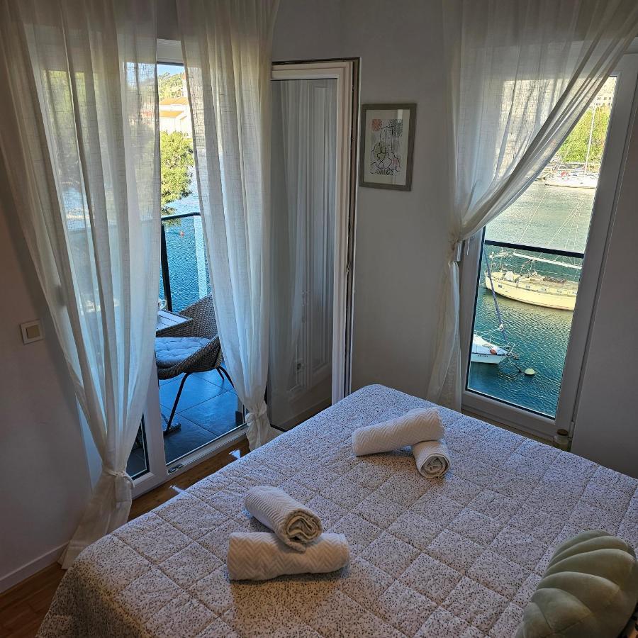 Apartman River Breeze Omis Bagian luar foto