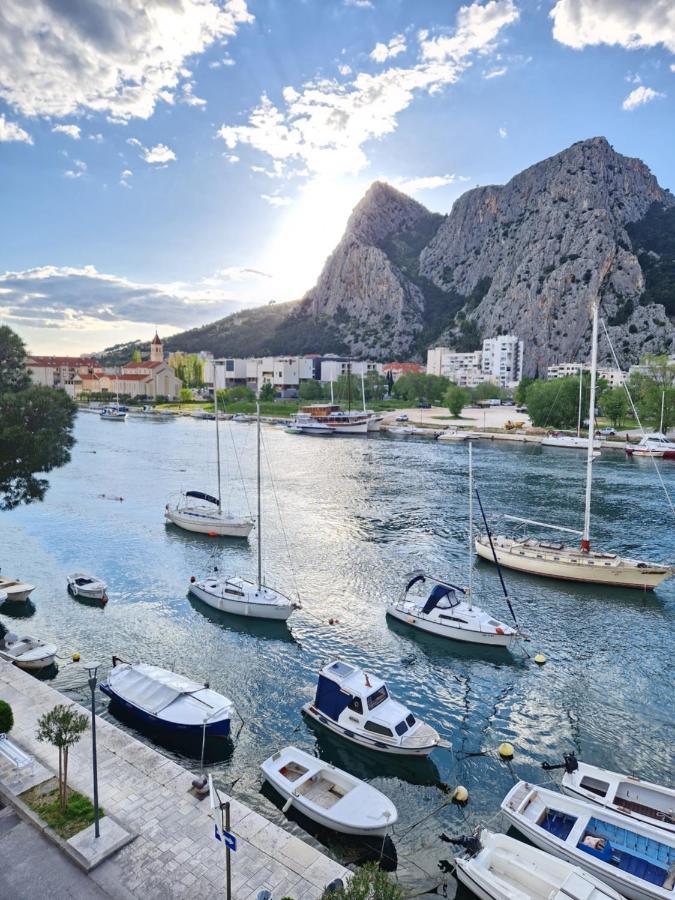 Apartman River Breeze Omis Bagian luar foto