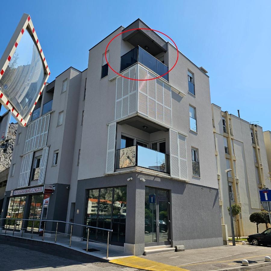 Apartman River Breeze Omis Bagian luar foto
