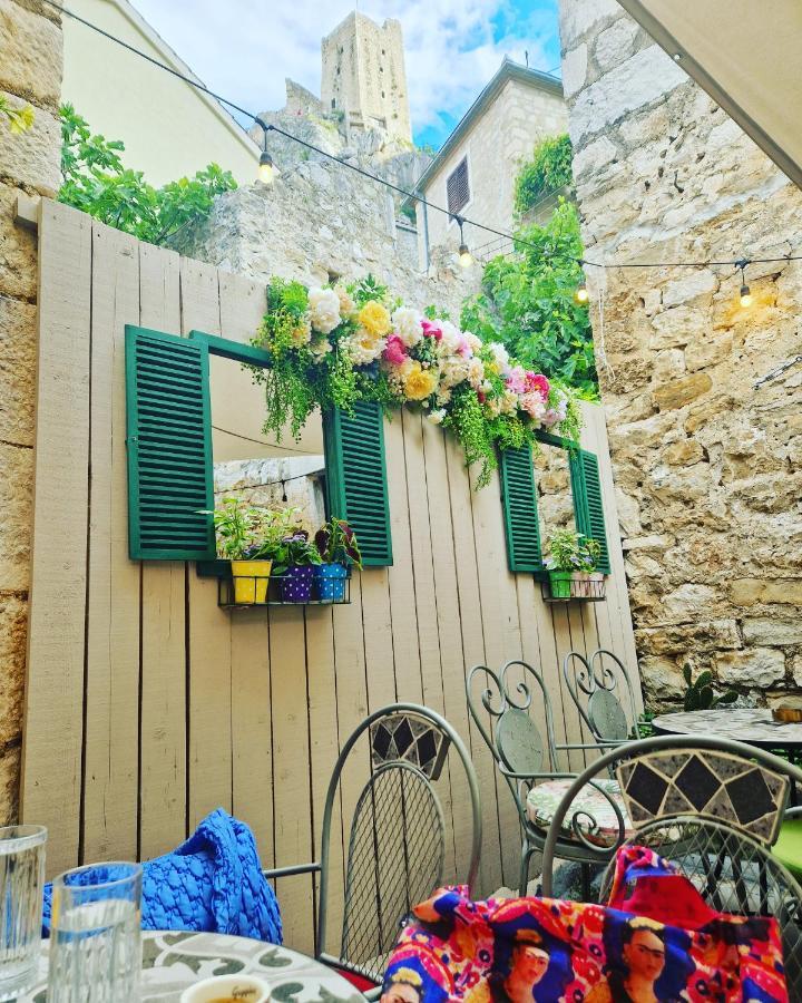 Apartman River Breeze Omis Bagian luar foto