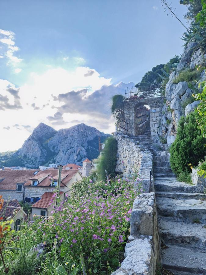 Apartman River Breeze Omis Bagian luar foto